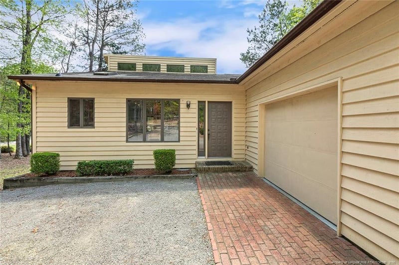 1619 Stonegate N, Sanford, NC 27332