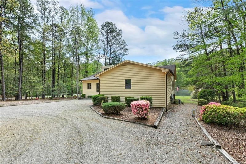 1619 Stonegate N, Sanford, NC 27332