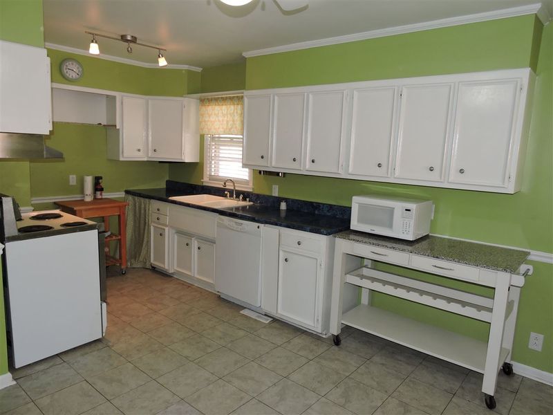 162 Anderbrock Dr, Roxboro, NC 27573