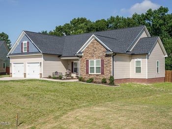 162 Cedarbrook Dr, Benson, NC 27504