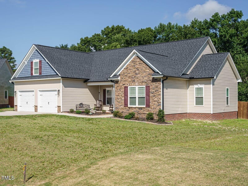 162 Cedarbrook Dr, Benson, NC 27504