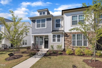 162 Channel Drop Dr, Clayton, NC 27520