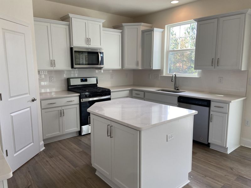 162 Creekhaven Dr #84, Angier, NC 27501