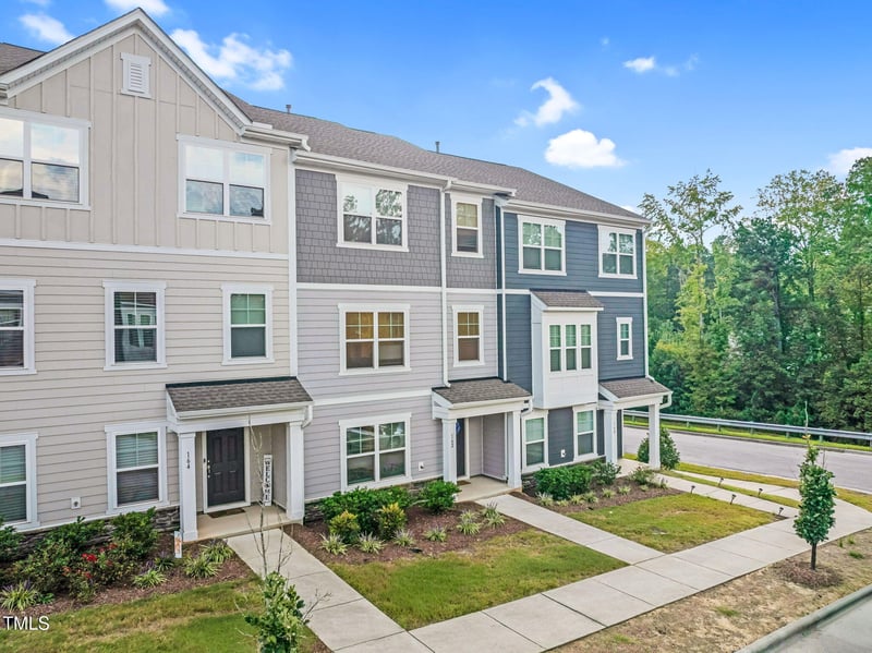 162 Daisy Meadow Ln, Wake Forest, NC 27587