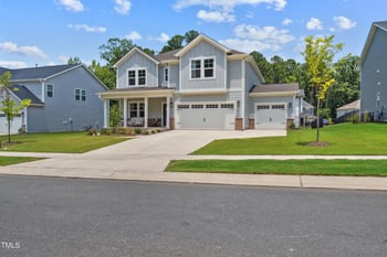 162 Hickory Grove Dr, Sanford, NC 27330