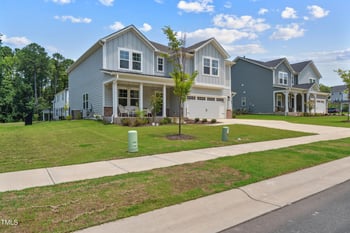 162 Hickory Grove Dr, Sanford, NC 27330
