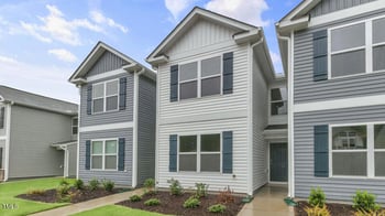 162 Holmes Corner Dr, Smithfield, NC 27577