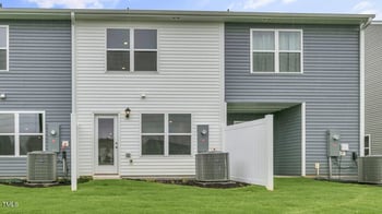 162 Holmes Corner Dr, Smithfield, NC 27577