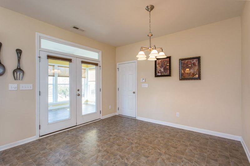 162 Sioux Ln, Clayton, NC 27520