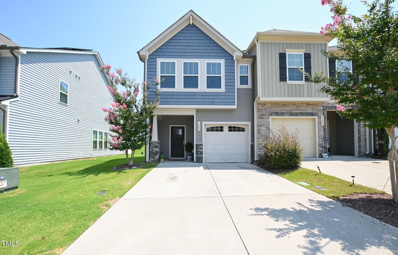 162 Wethergate Dr, Clayton, NC 27527