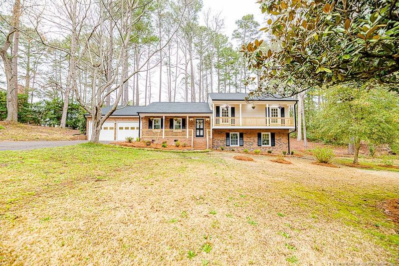 1620 Briarcliffe Dr, Sanford, NC 27330