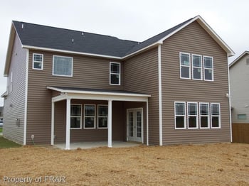 1620 Man O War Dr, Hope Mills, NC 28314
