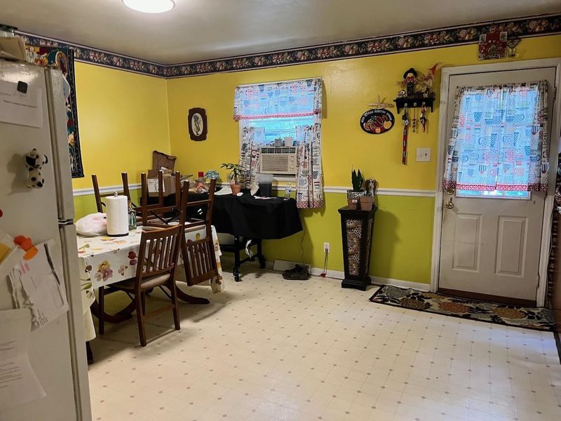 1621 Kirkwood Dr, Durham, NC 27705