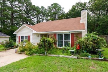 1621 Veanna Dr, Fayetteville, NC 28301