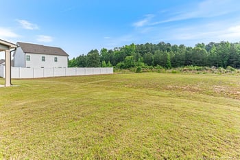1622 Old Barn Rd, Fayetteville, NC 28312