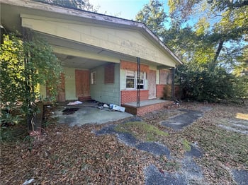 1622 Shaw Rd, Fayetteville, NC 28311