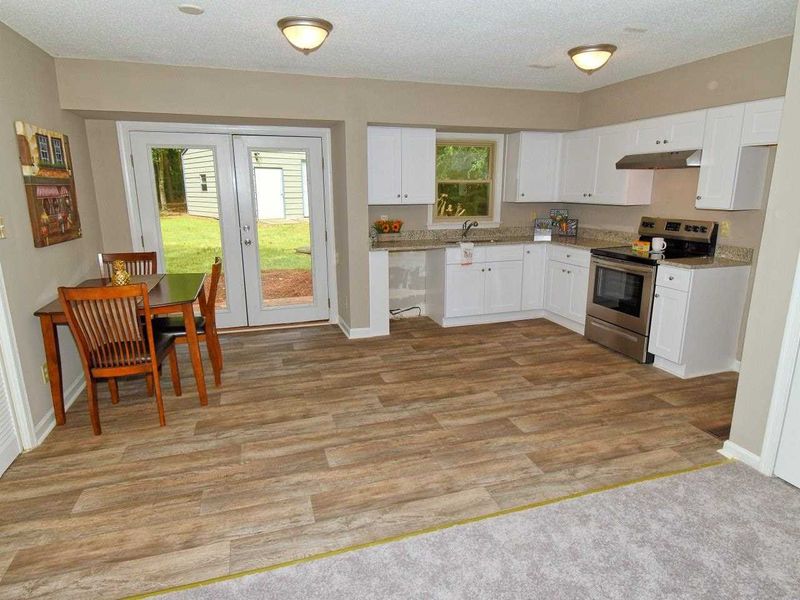 1622 Wildcat Ln, Chapel Hill, NC 27516