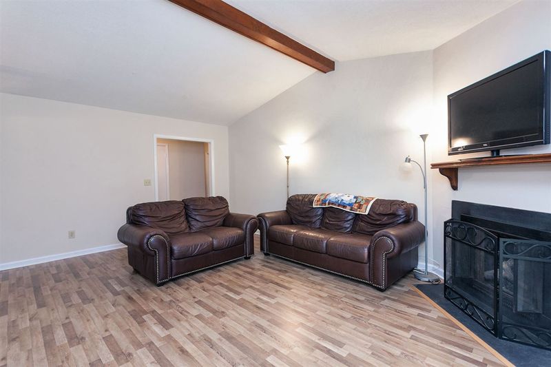 1623 Burnley Dr, Cary, NC 27511