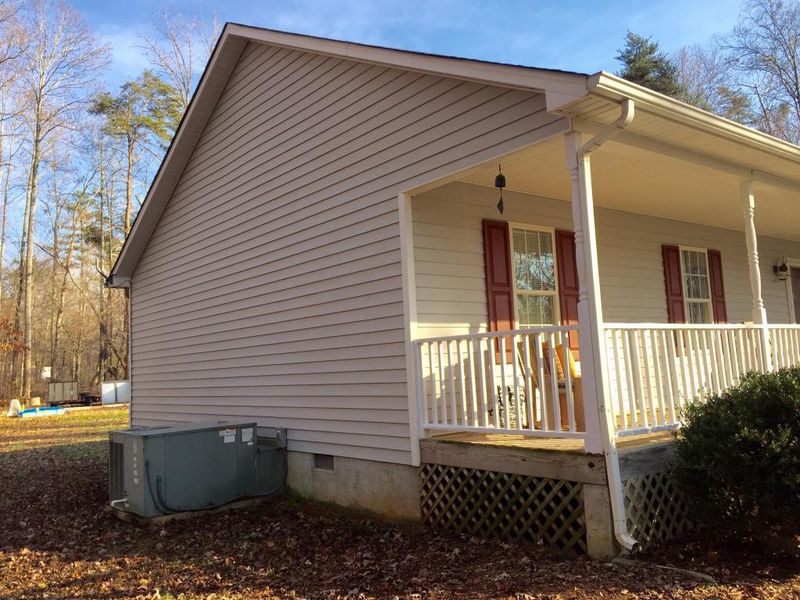 1623 Doe Run Rd, Mebane, NC 27302