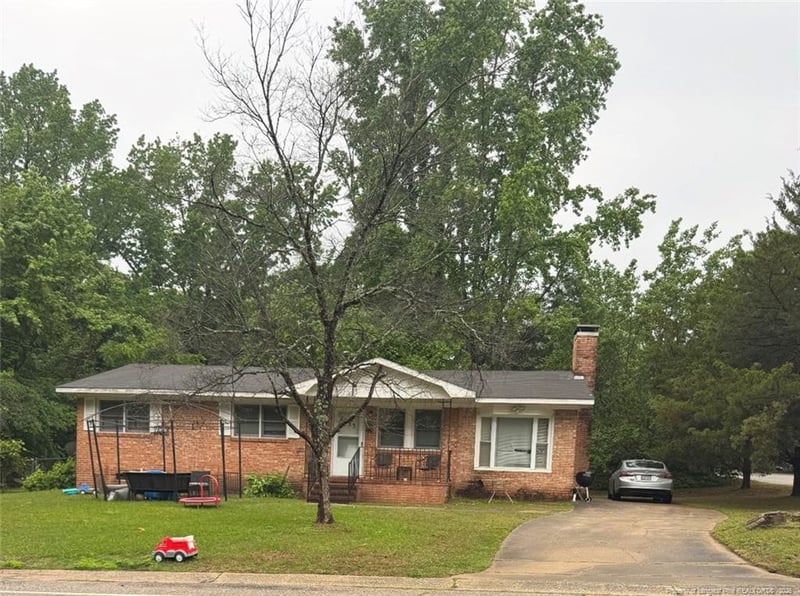 1623 Gibson St, Fayetteville, NC 28301