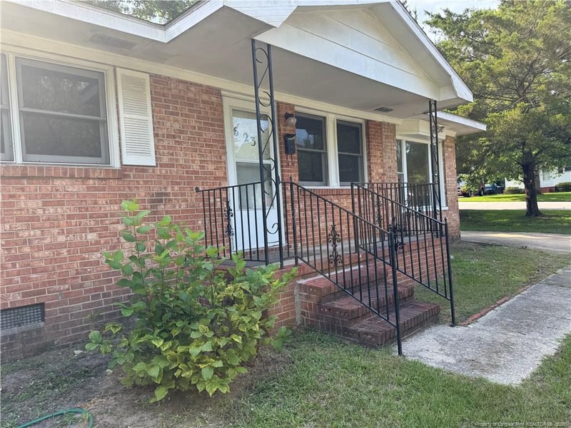 1623 Gibson St, Fayetteville, NC 28301