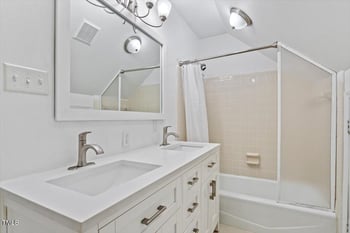 1623 Village Glenn Dr, Raleigh, NC 27612