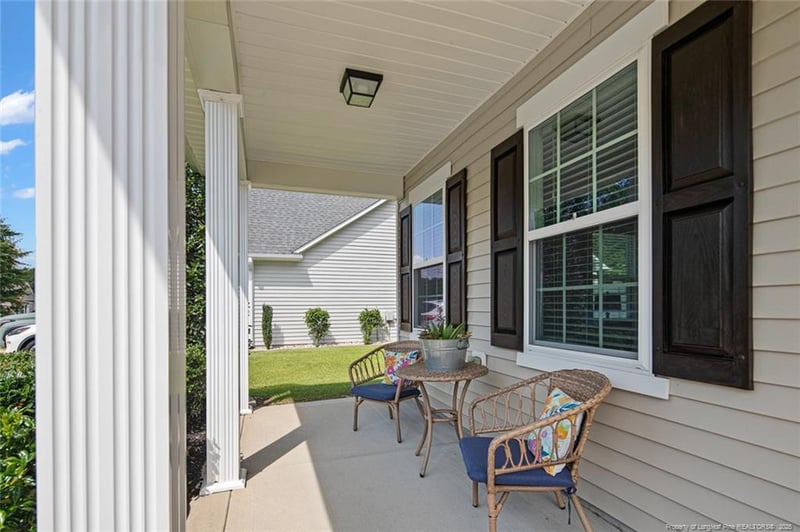 1624 Laguardia Dr, Hope Mills, NC 28348