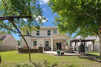 1624 Laguardia Dr, Hope Mills, NC 28348