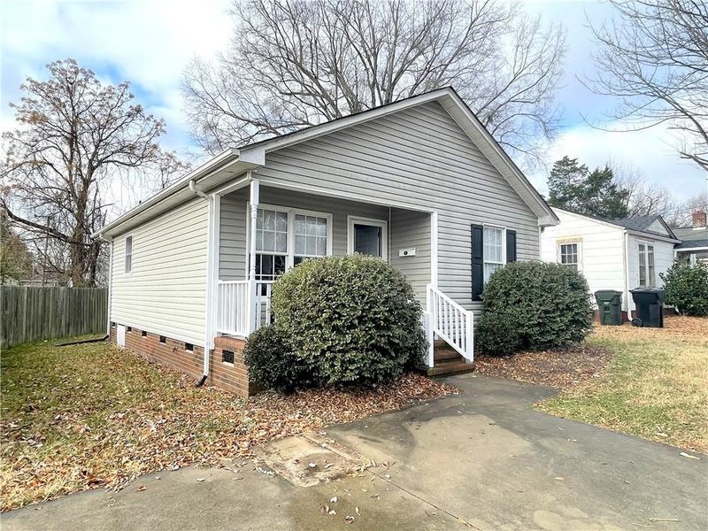1624 Melody Ln, Burlington, NC 27215