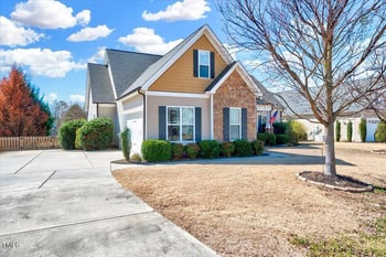 1624 Struble Cir, Willow Springs, NC 27592