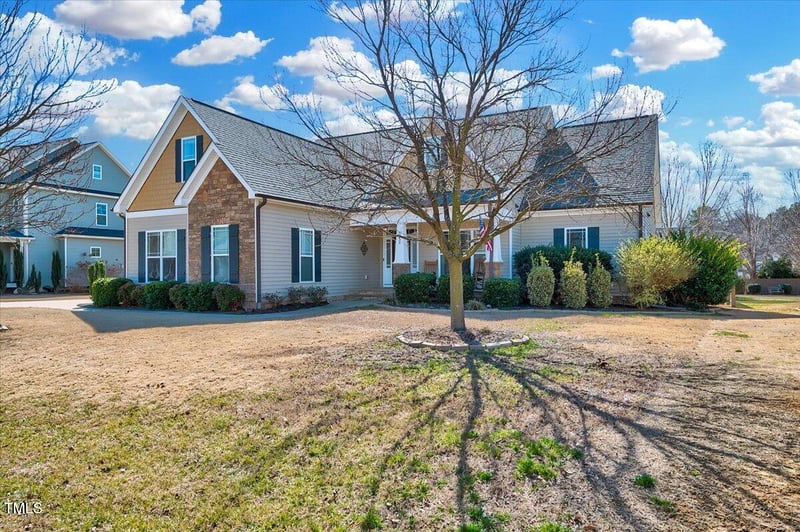 1624 Struble Cir, Willow Springs, NC 27592