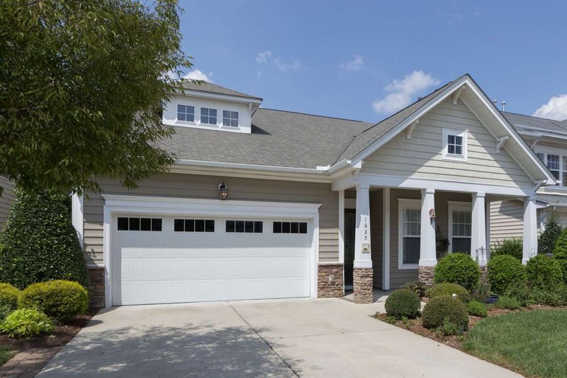 1625 Laurel Park Pl, Cary, NC 27511