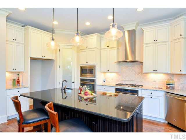 1625 Sterling Lake Dr, Wake Forest, NC 27587