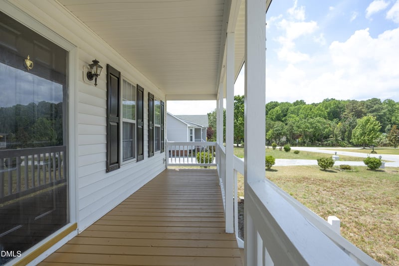 1625 Tall Cane Cir, Willow Springs, NC 27592