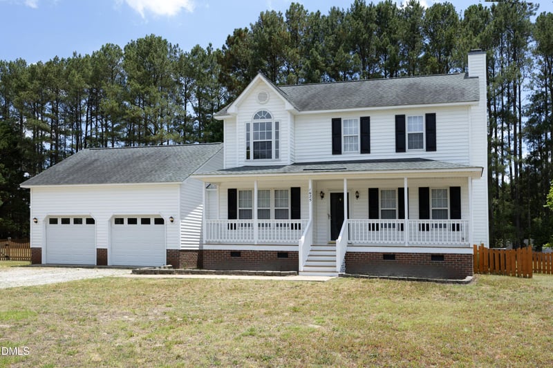 1625 Tall Cane Cir, Willow Springs, NC 27592