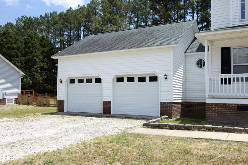 1625 Tall Cane Cir, Willow Springs, NC 27592