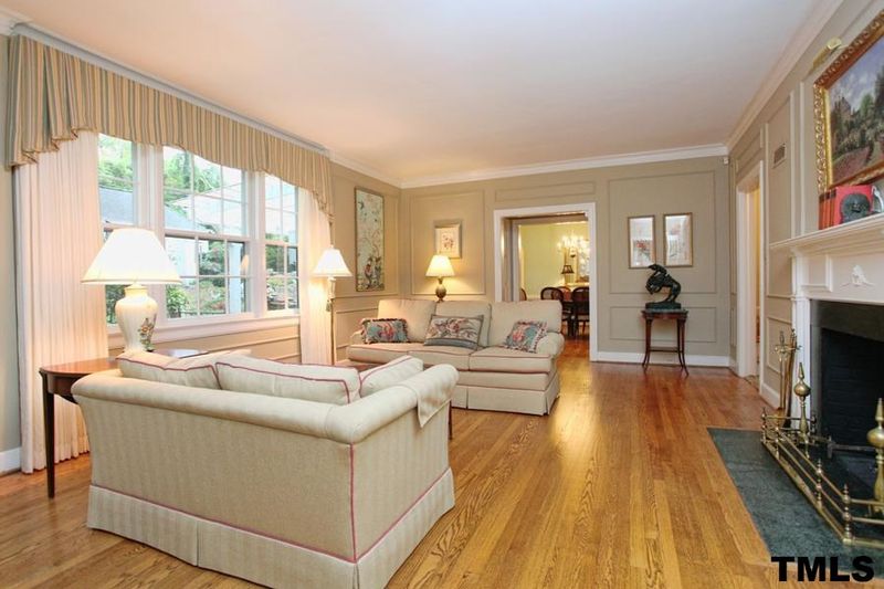 1626 University Dr, Durham, NC 27707
