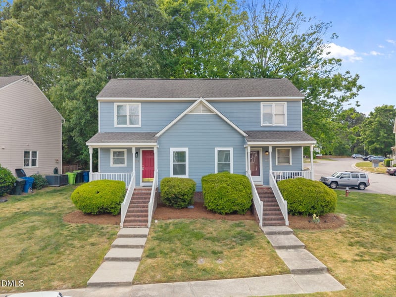 1627 Oakland Hills Way, Raleigh, NC 27604