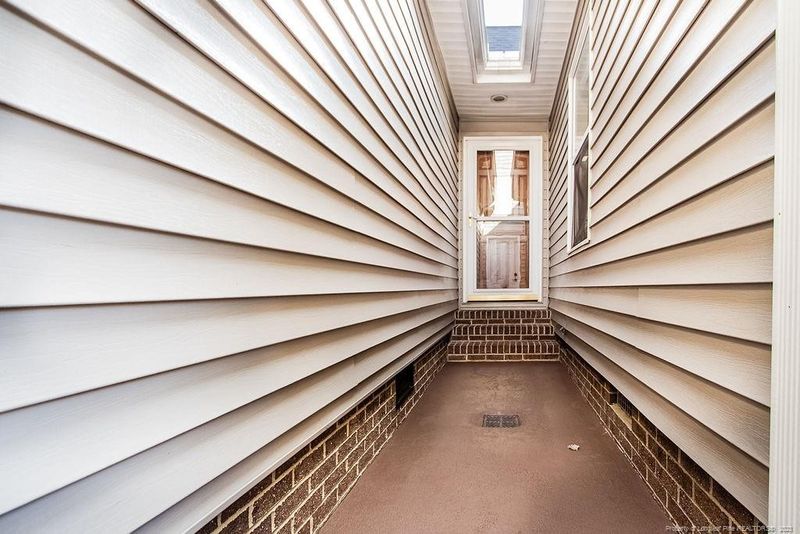1627 Stonegate North, Sanford, NC 27332