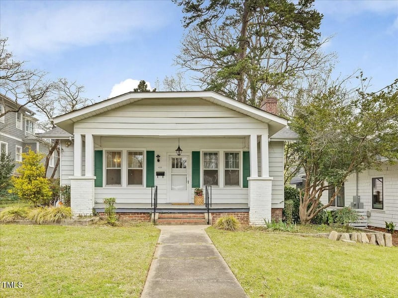 1628 Park Dr, Raleigh, NC 27605