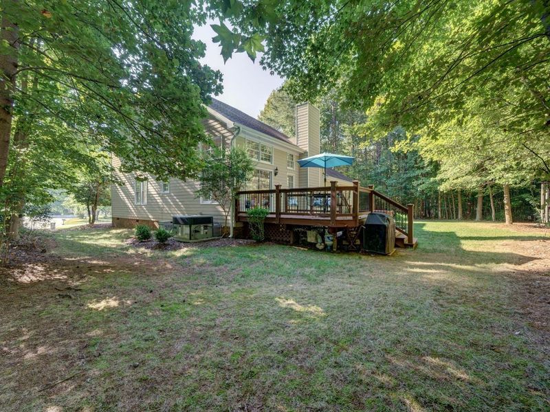 1628 St Andrews Dr, Mebane, NC 27302