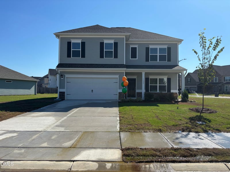 1629 Elk Run Dr, Fayetteville, NC 28312