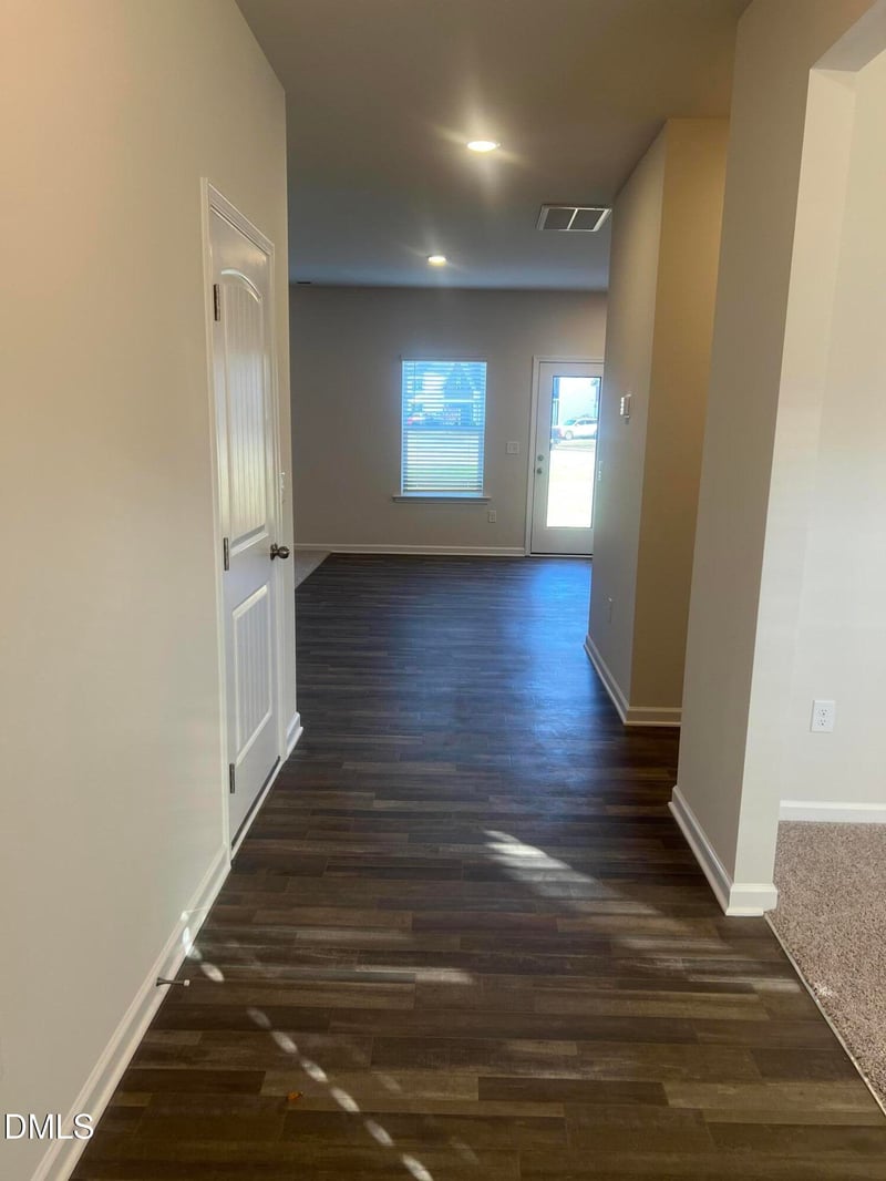 1629 Elk Run Dr, Fayetteville, NC 28312