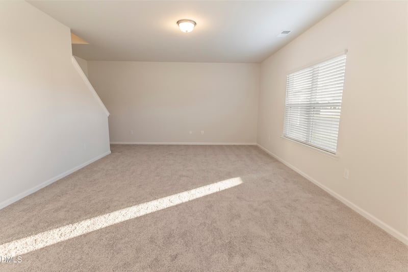 1629 Elk Run Dr, Fayetteville, NC 28312