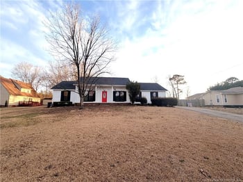 163 Bienville Dr, Fayetteville, NC 28311
