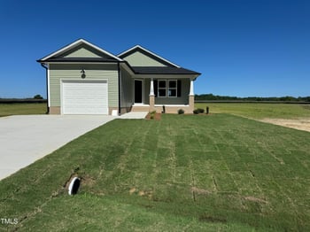 163 Grace Pond Ave, Benson, NC 27504