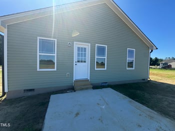 163 Grace Pond Ave, Benson, NC 27504