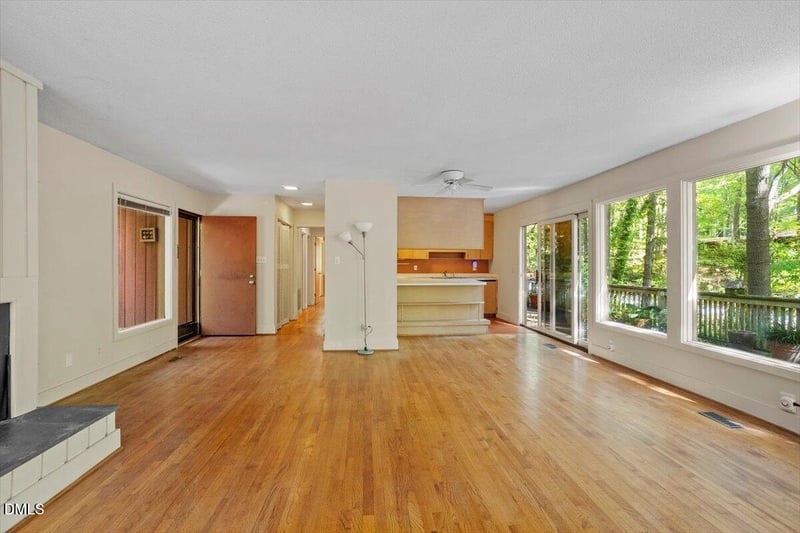 163 Lake Ellen Dr, Chapel Hill, NC 27514
