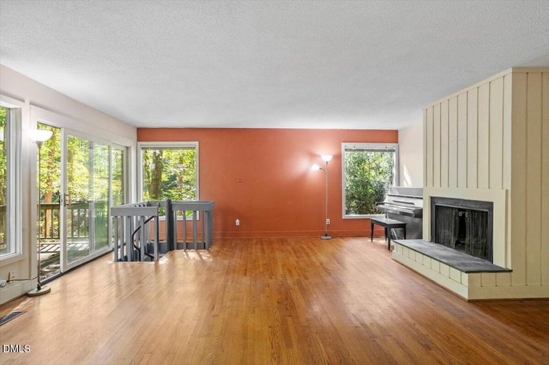 163 Lake Ellen Dr, Chapel Hill, NC 27514