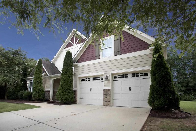 163 Morning Mist Dr, Garner, NC 27529